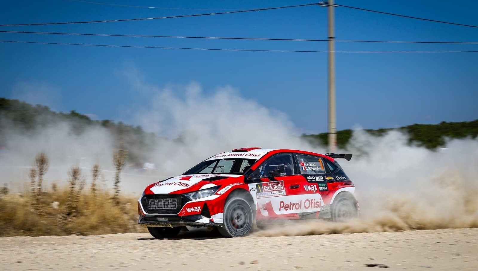 kerem kazaz sampiyona liderligine devam ediyor VXz39lfZ