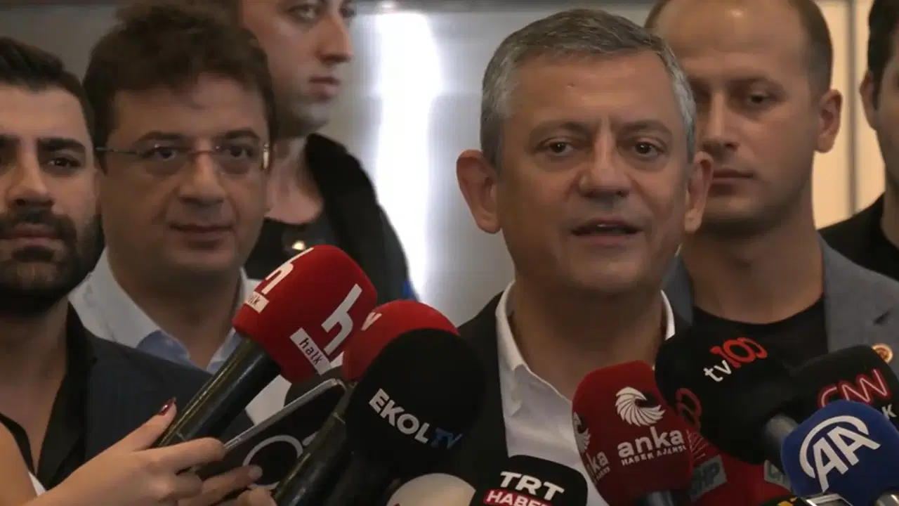 ozgur ozelden 15 eylul aciklamasi genel baskanliga kayyum atanirsa 6 gun durur wO7WV5lB