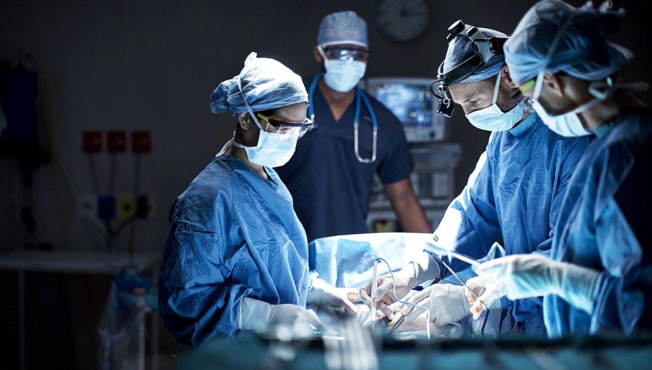 abdde korkutan acik cerrah ve psikiyatrist bulunamiyor DL8E3H9p.jpg