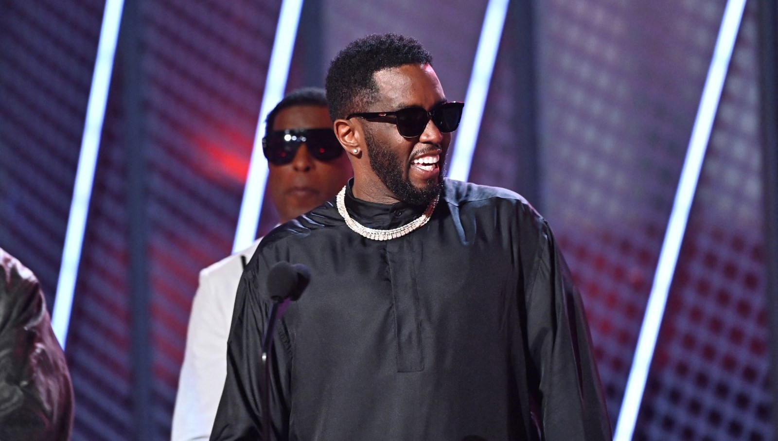 arkadasi anlatti rapci diddy cezaevinde olumden dondu H7ESMHkw.jpg