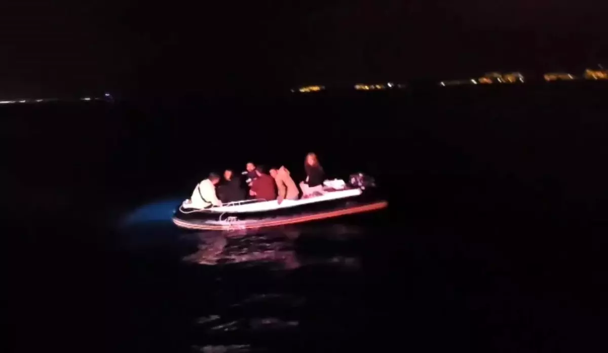 bodrum aciklarinda 6 duzensiz gocmen ve 1 kacakci yakalandi DyNsXFsc