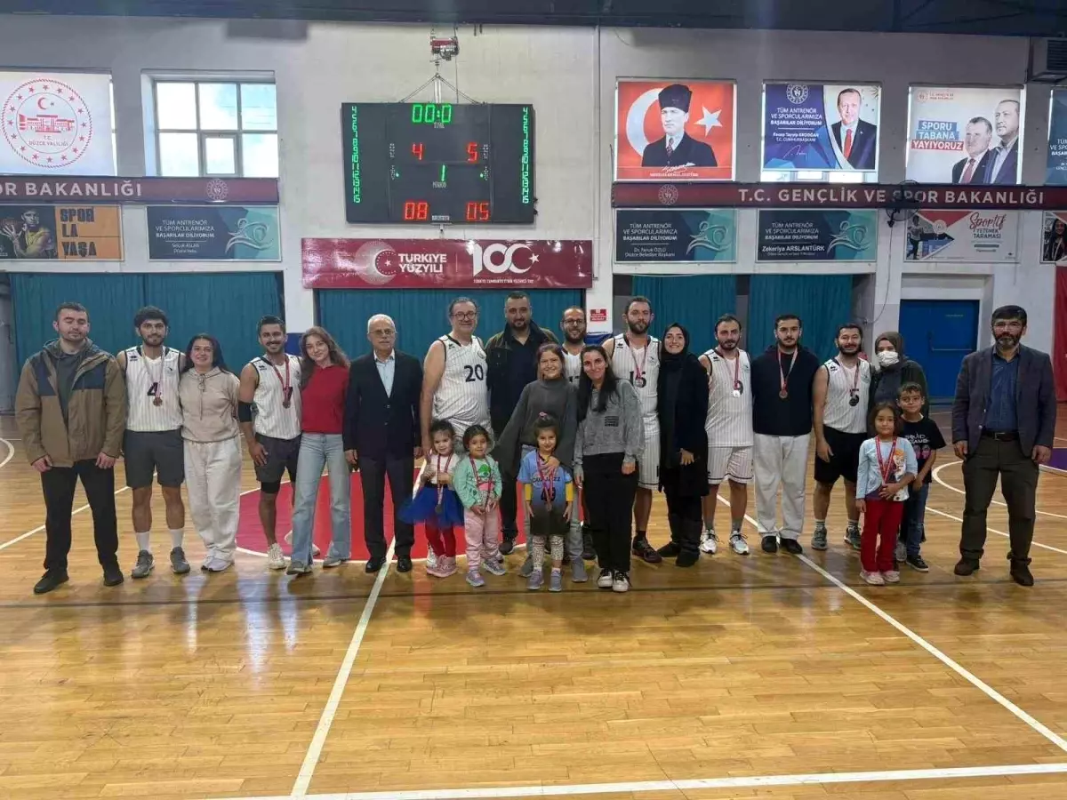 duzcede kamu spor oyunlari 3x3 basketbol musabakalarinda sampiyon universite a vLp1XDR3.jpg