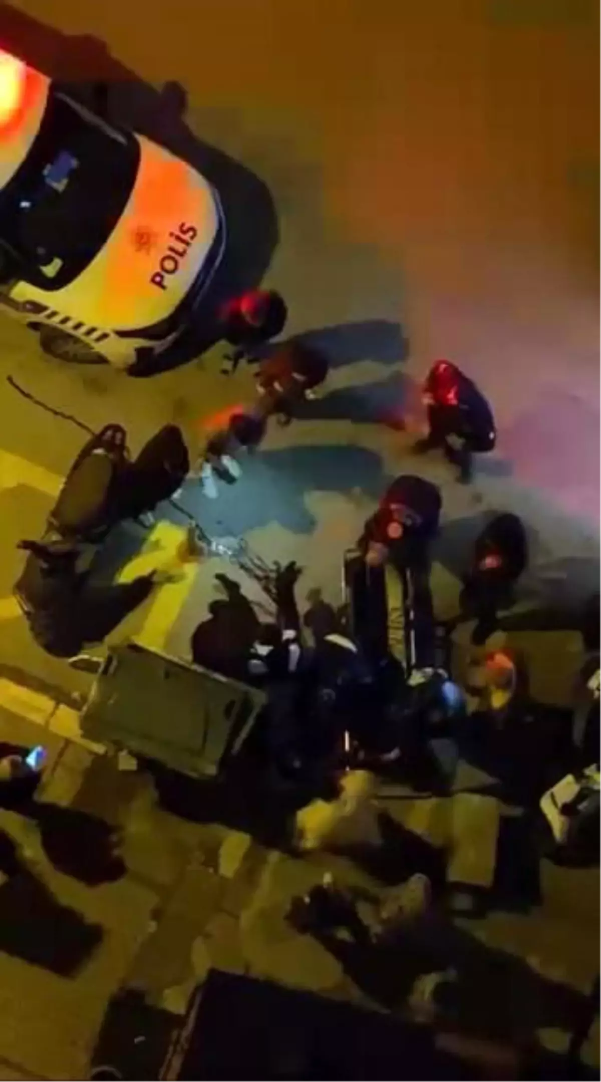 izmitte silahli saldiri bir kisi yaralandi 5CwEbft7.jpg