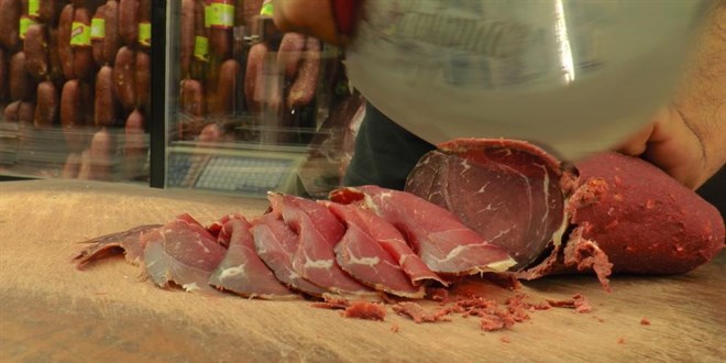 pastirma ve sucukta satis yuzde 25 azaldi jmgGG9Oa.jpg