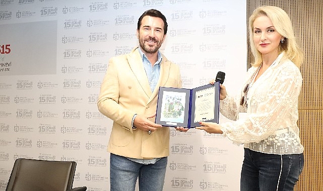 sair arslan sevilen eserleriyle kitap fuarinda pmAVAQpL