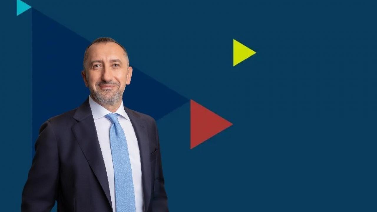 turk telekomdan sanatin kalbi akmde 5g deneyimi AVE2PG7t