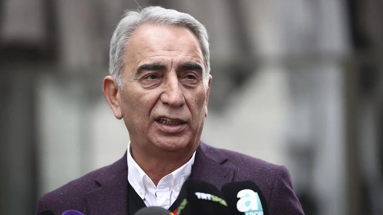 unlu is adamindan ekonomi cikisi enflasyon dusse bile bir sey ifade etmez AdU9q6Il.jpg