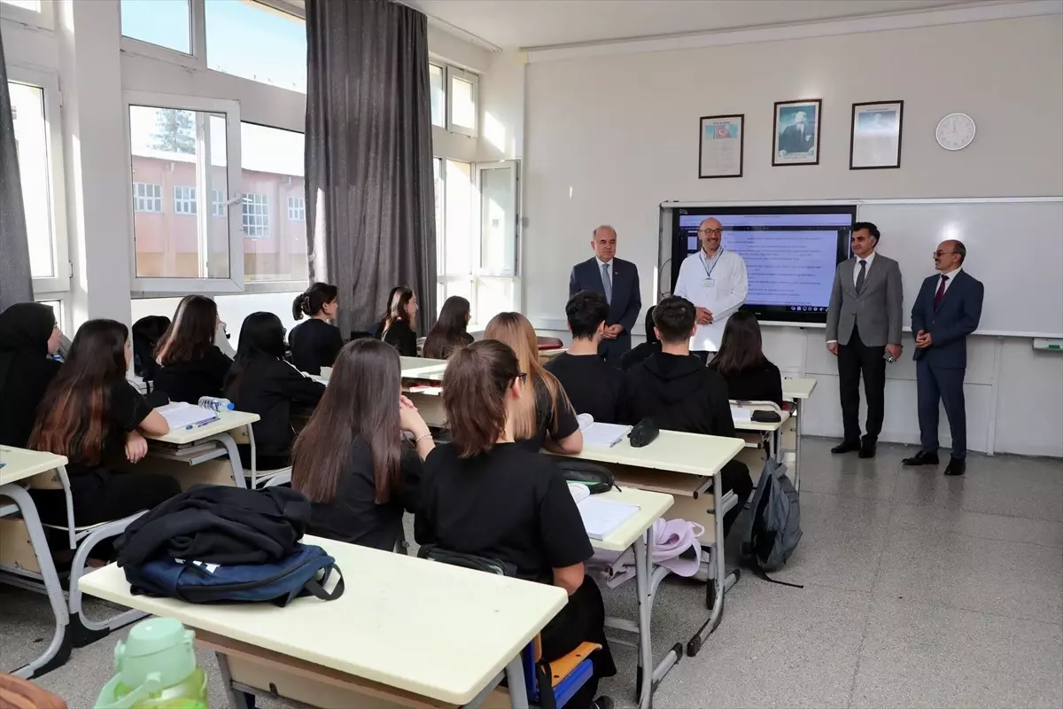 vali erol ordu lisesini ziyaret etti NBtHDxB8.jpg