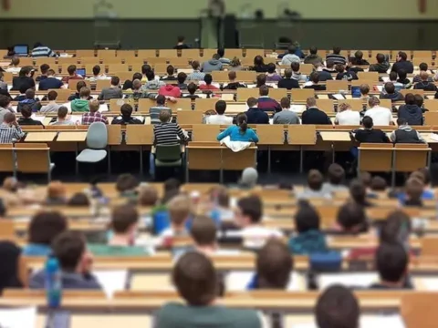 Öğrenci affı düzenlemesi yolda. Mazeret aranacak