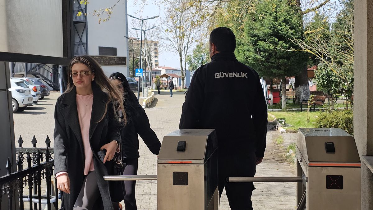 Okullarda Psikolojik Destek ve Güvenliğin Önemi