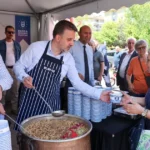 Bursa buyuksehirden niluferde asure bereketi R4syLU55