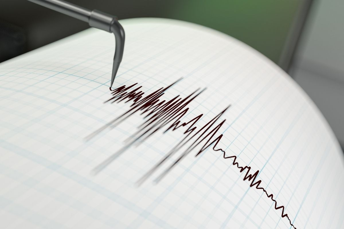 Elazigda 4 buyuklugunde deprem eqSnRM9y